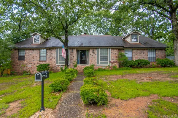 1 Cedar Creek Court, North Little Rock, AR 72116