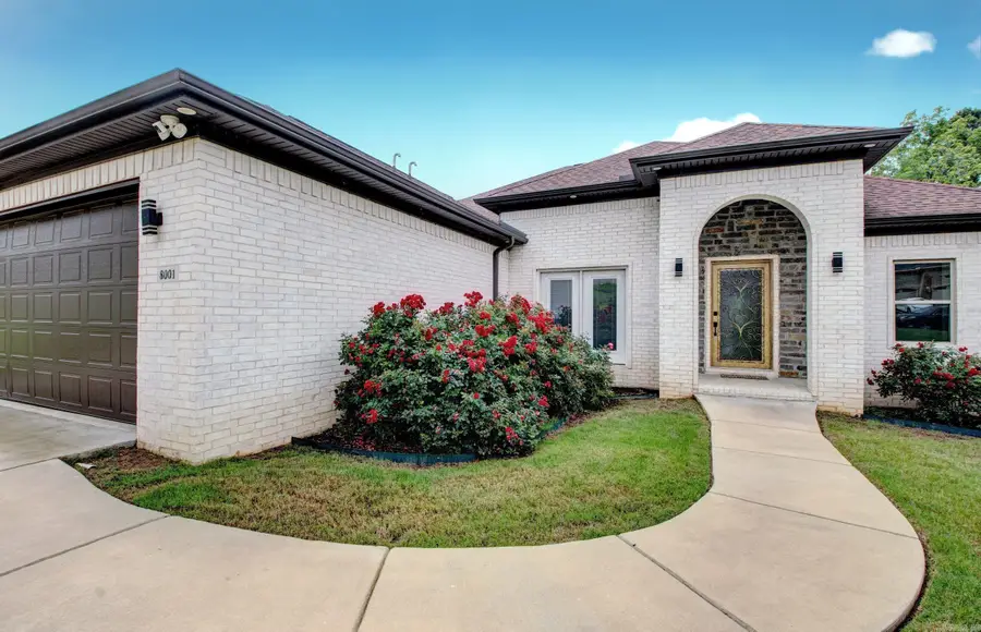 8001 Kanis Pines Drive, Little Rock, AR 72204 - #2