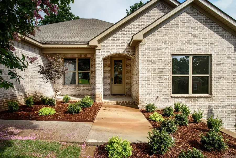 206 Trelon Circle, Little Rock, AR 72223 - #2