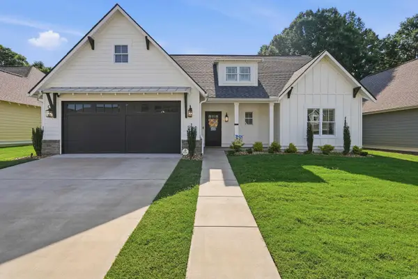 940 Woodland Cove, Conway, AR 72034