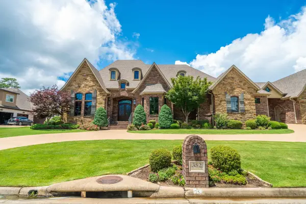 352 Arlington Park Court, Hot Springs, AR 71901