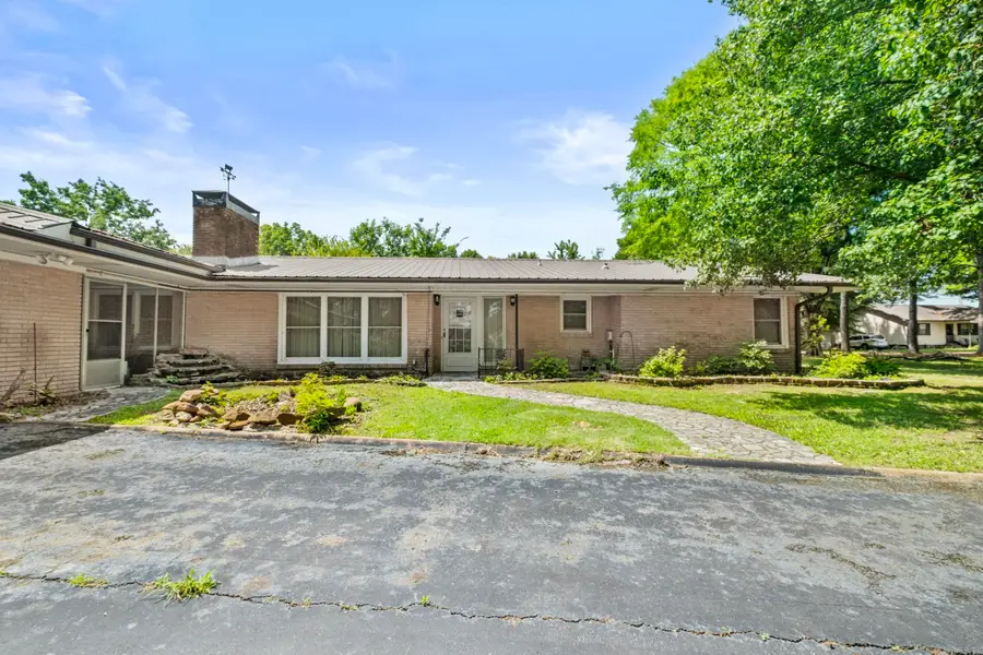 216 East Line Rd, Searcy, AR 72143 - #2