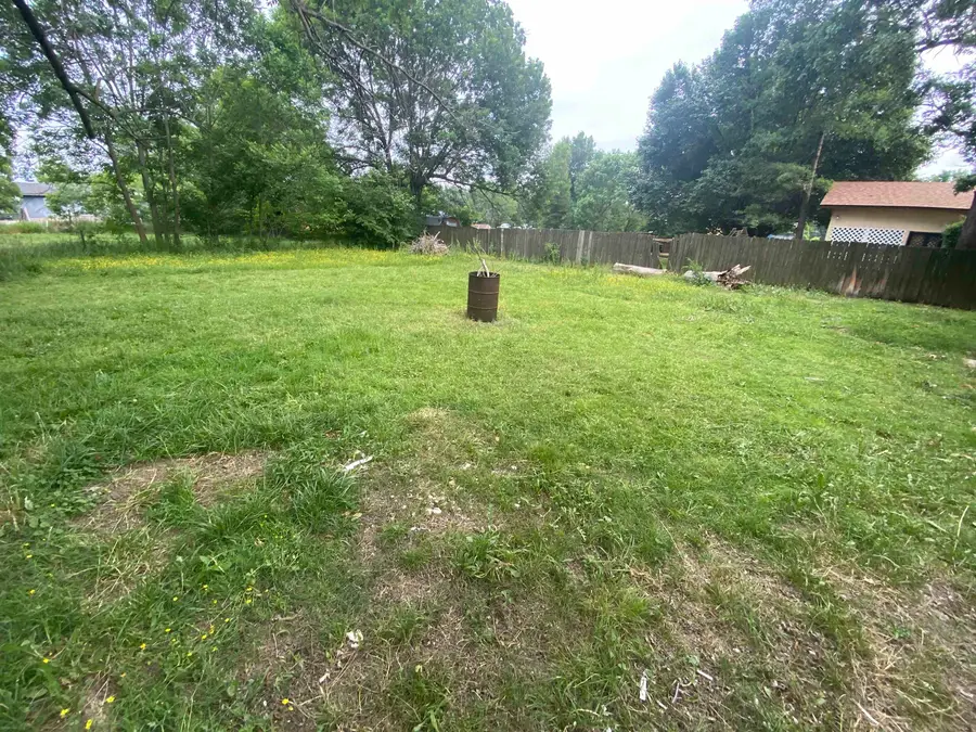 112 W Poplar Street, Walnut Ridge, AR 72476 - #2