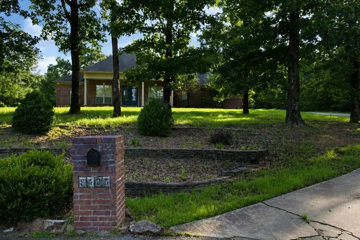 8423 Wolf Creek Ct, North Little Rock, AR 72120 - #1
