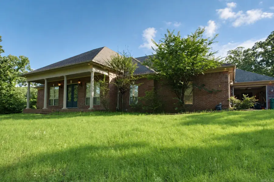 8423 Wolf Creek Ct, North Little Rock, AR 72120 - #2