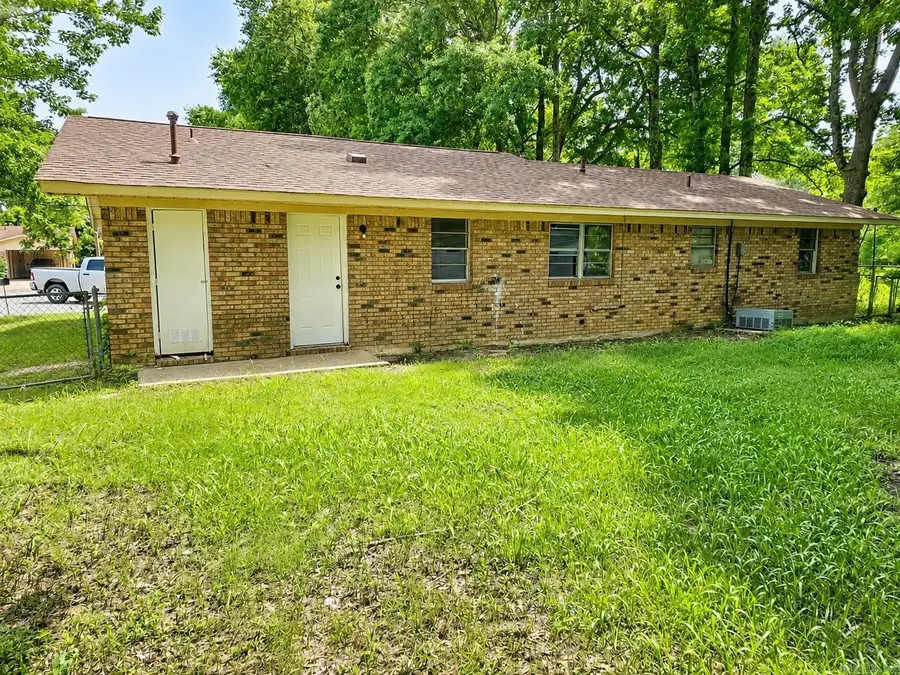 1908 Edmar Drive, Pine Bluff, AR 71603 - #2