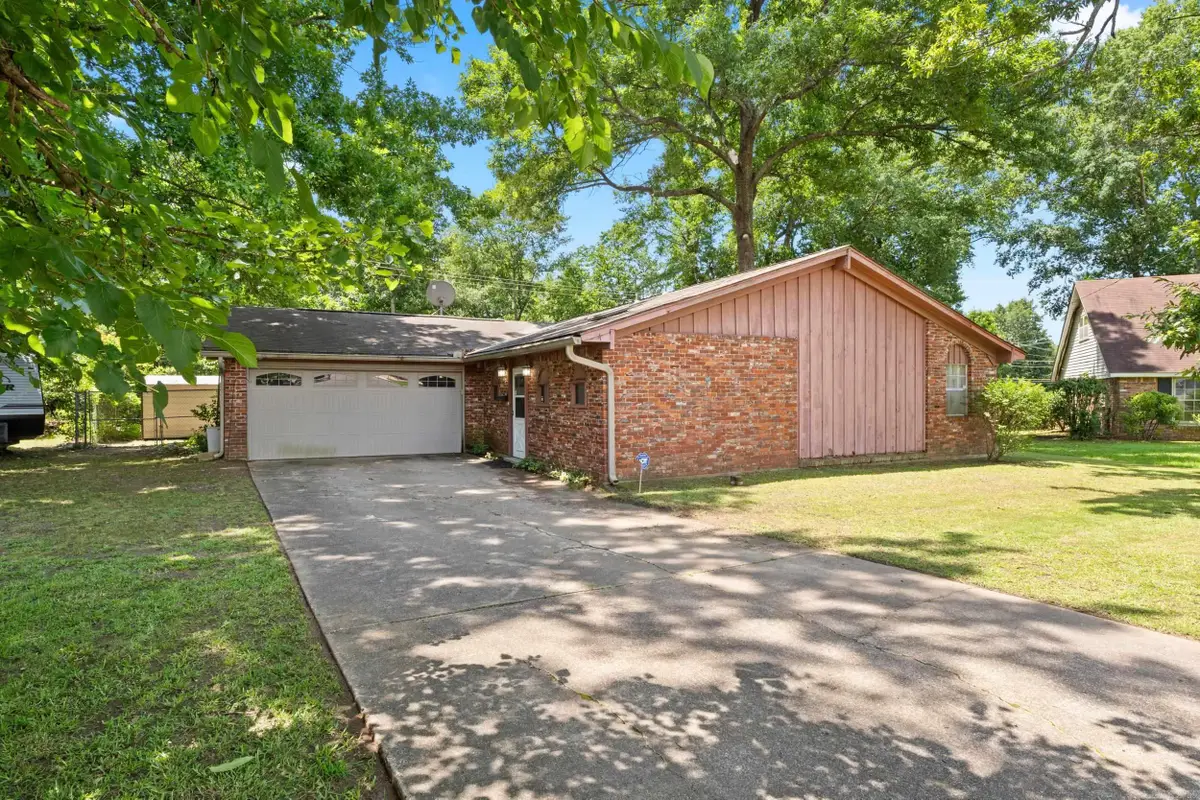14 Hunters Cove, Pine Bluff, AR 71603 - #1