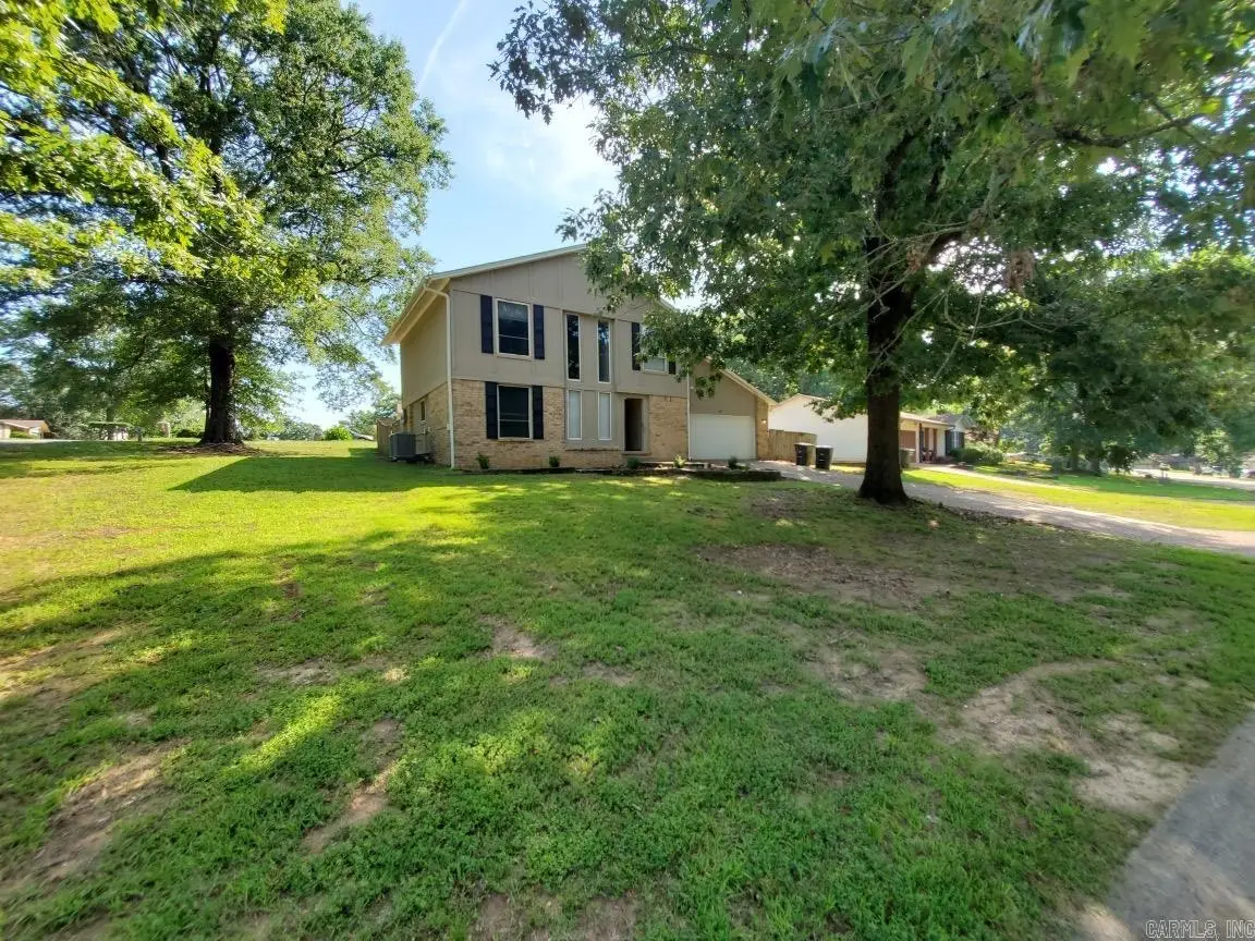 32 Del Tara Drive, Jacksonville, AR 72076 - #1