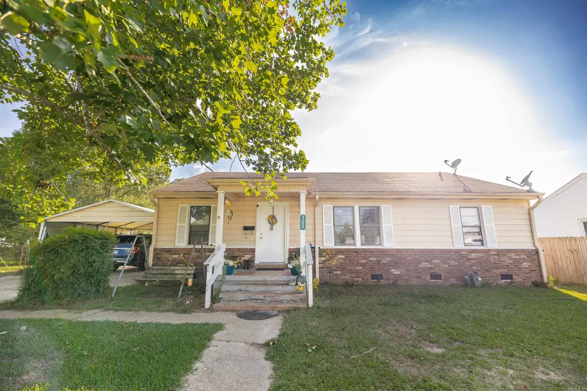 309 E Ingram St, Camden, AR 71701 - #1