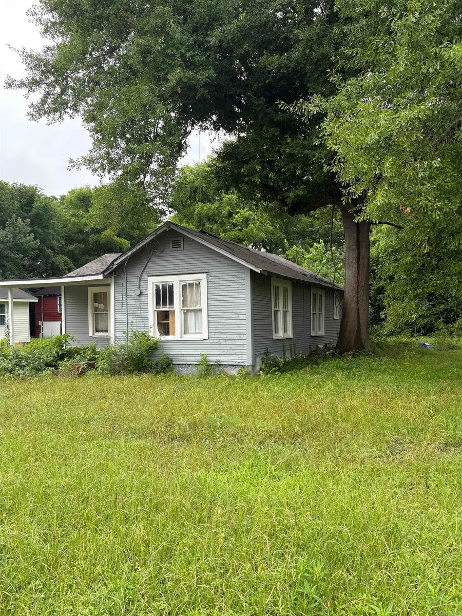 357 W Walnut Avenue, Prescott, AR 71857 - #3