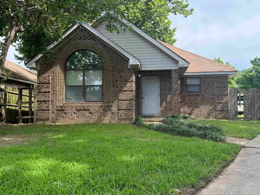 1604 Auburn, Jonesboro, AR 72401 - #2