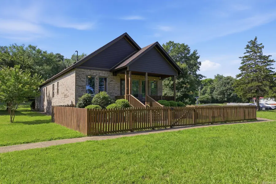 608 Cottage Lane, Benton, AR 72019 - #2