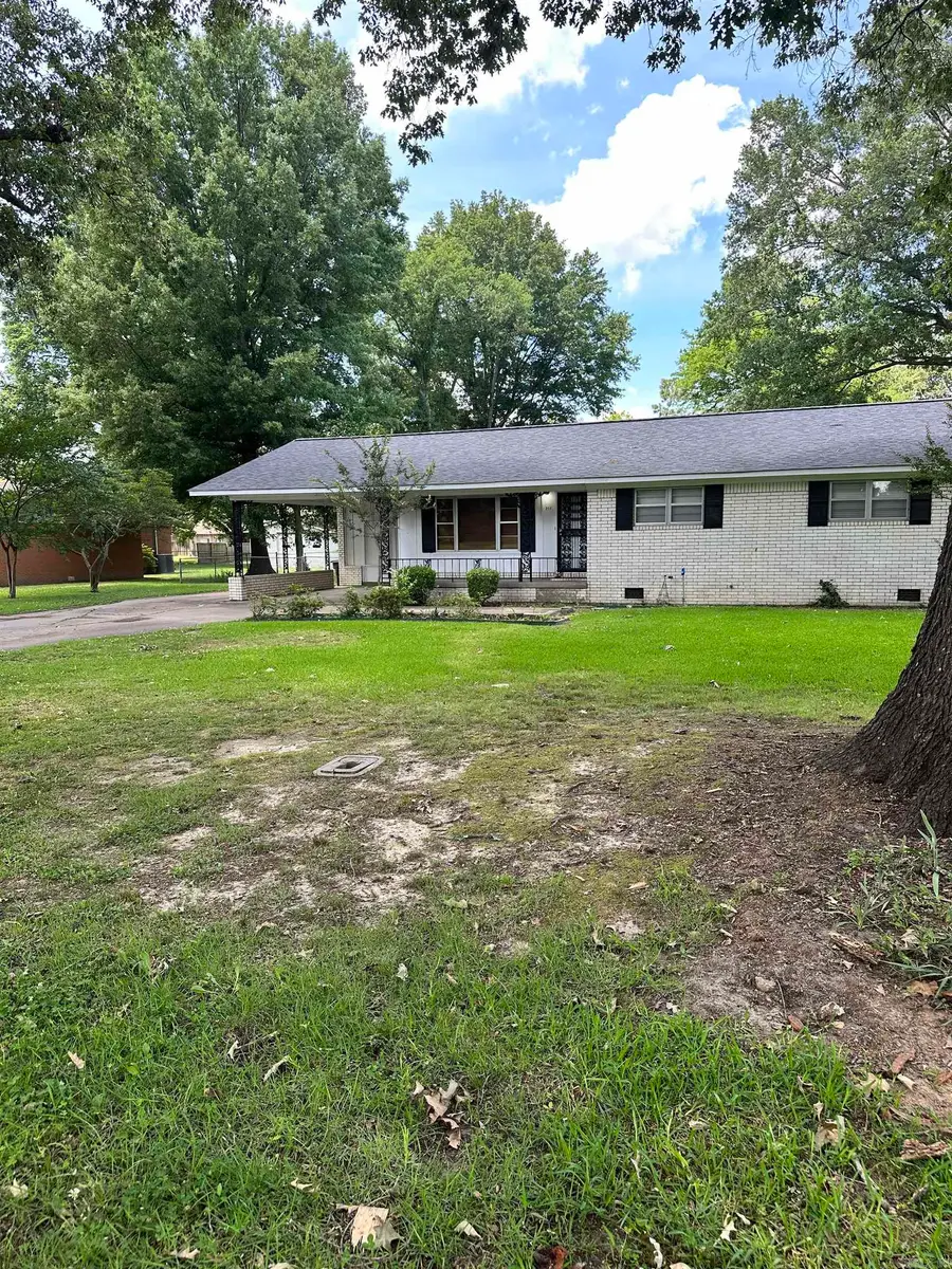 211 Mixon Street, Marianna, AR 72360 - #3