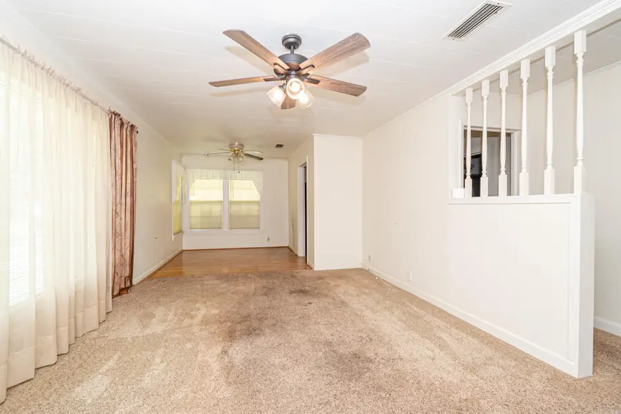 1303 W Faulkner St, El Dorado, AR 71730 - #2