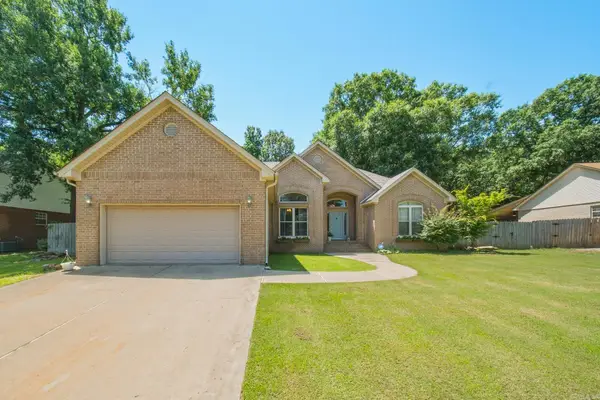 43 Magness Creek Dr, Cabot, AR 72023