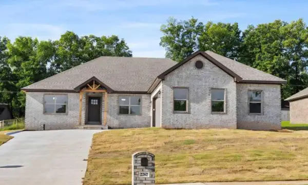 2262 E Maryland Avenue, Sherwood, AR 72120