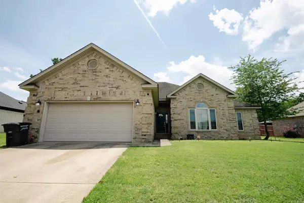909 Timberwolf Trail, Jacksonville, AR 72076