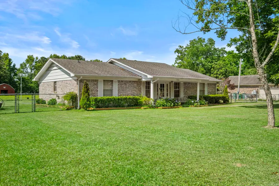 3825 Bracy Road, Little Rock, AR 72206 - #3