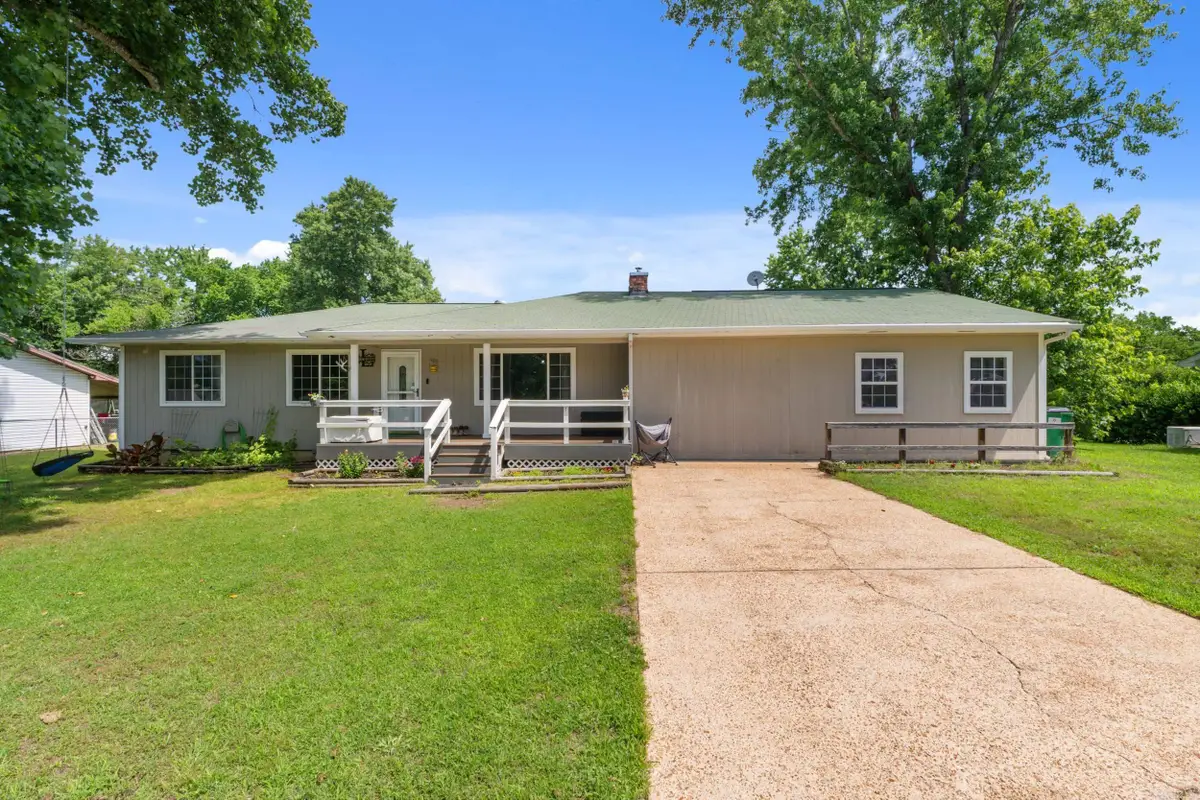 408 E Sanford Street, Gassville, AR 72635 - #1