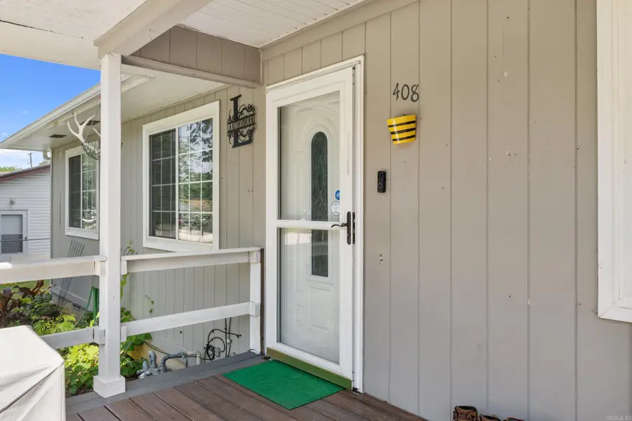 408 E Sanford Street, Gassville, AR 72635 - #2