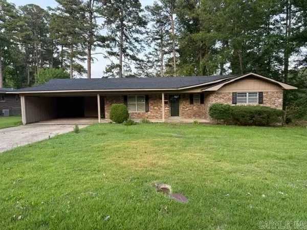 545 Berg Avenue, Camden, AR 71701