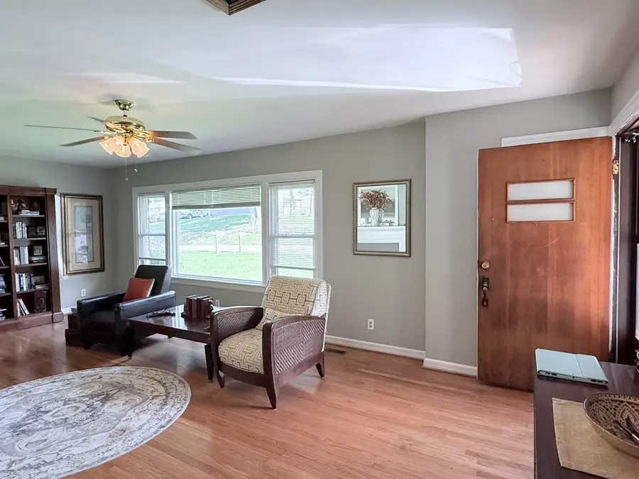 535 Main Street, Mammoth Spring, AR 72554 - #3