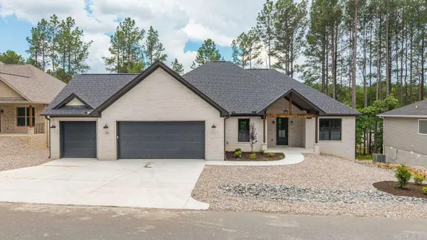 323 Maderas Drive, Hot Springs Village, AR 71909