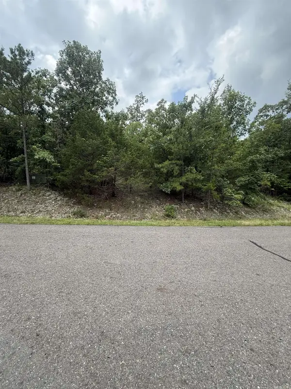 22 Cetrero Way, Hot Springs Village, AR 71909