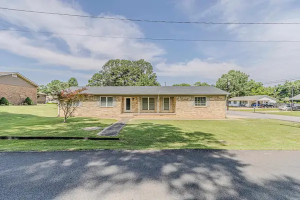 306 N Center Hill Road, Paragould, AR 72450
