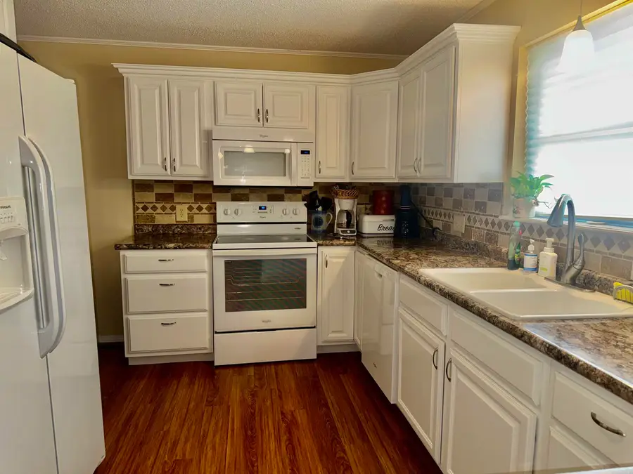5 Briarwood Lane, Clarksville, AR 72830 - #3