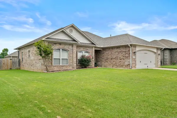 2429 Palisade Drive, Cabot, AR 72023