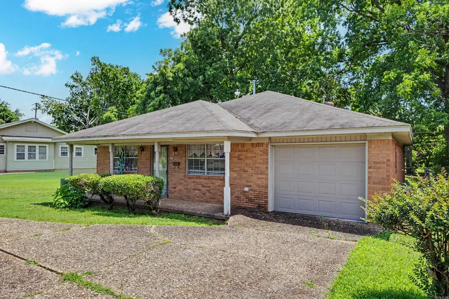 1403 Daisy L Gatson Bates Drive, Little Rock, AR 72202 - #2
