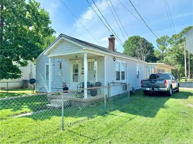 896 E Main St Street, Piggott, AR 72454 - #2
