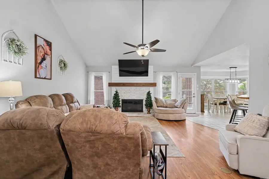 8 Jonathan Drive, Conway, AR 72032 - #3