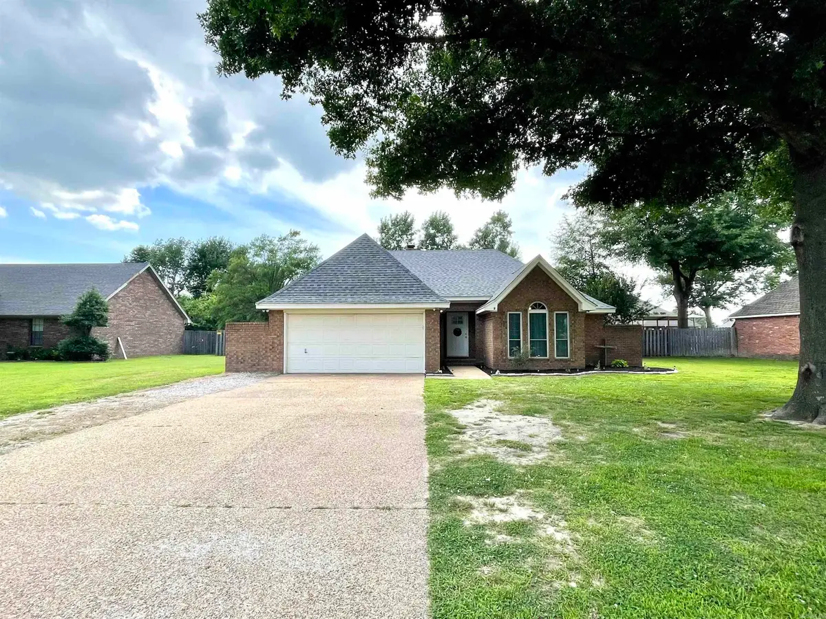 300 N Willow Avenue, Trumann, AR 72472 - #1