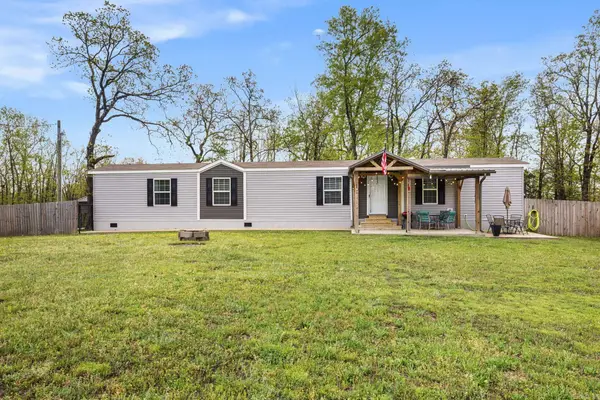 1136 Beryl Acres Road, Jacksonville, AR 72076