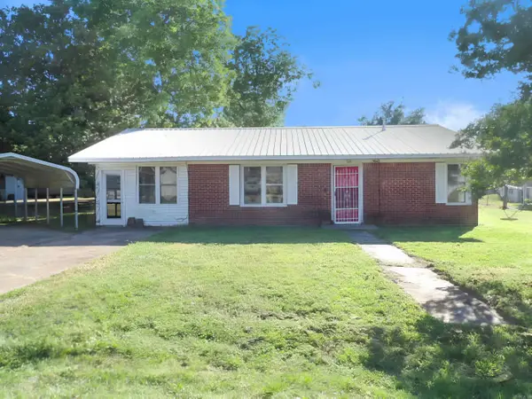 504 Holmes Street, Bay, AR 72411