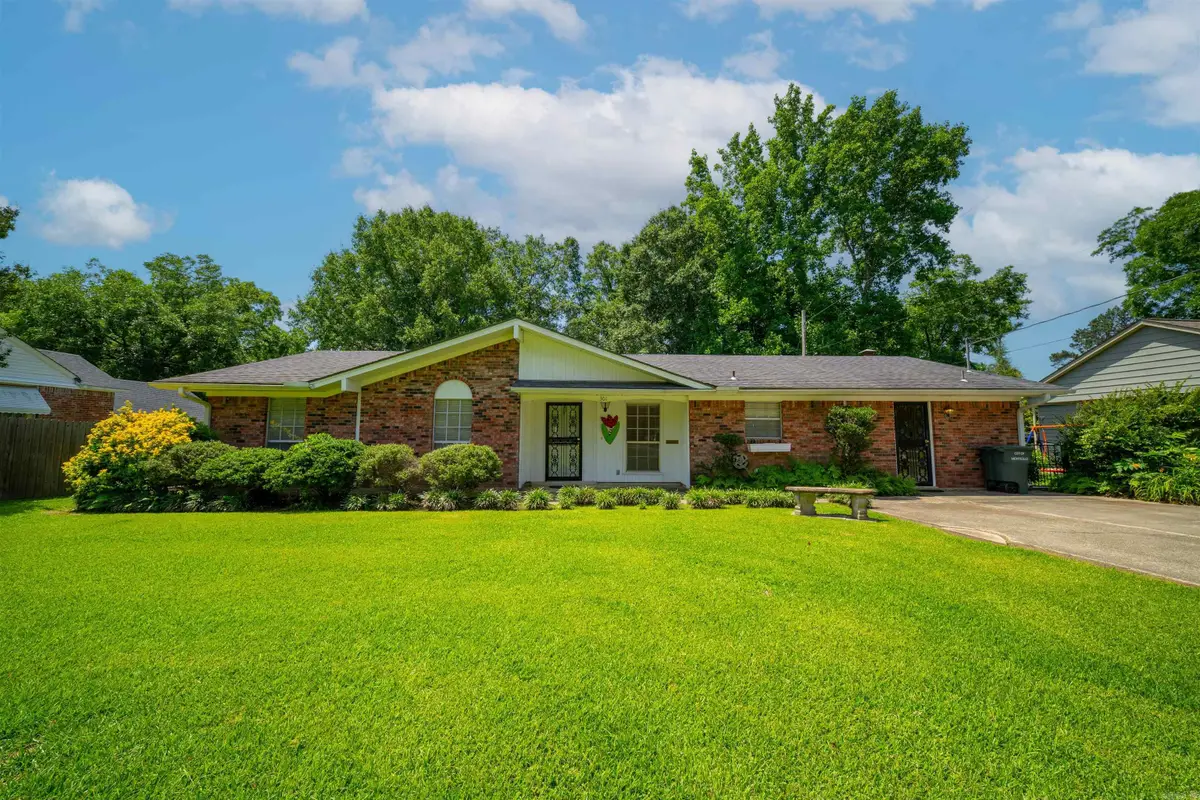 301 W Bolling Street, Monticello, AR 71655 - #1