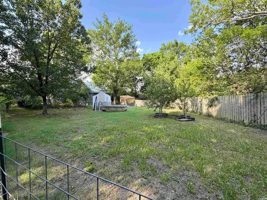 240 Plateau Street, Hot Springs, AR 71901 - #3