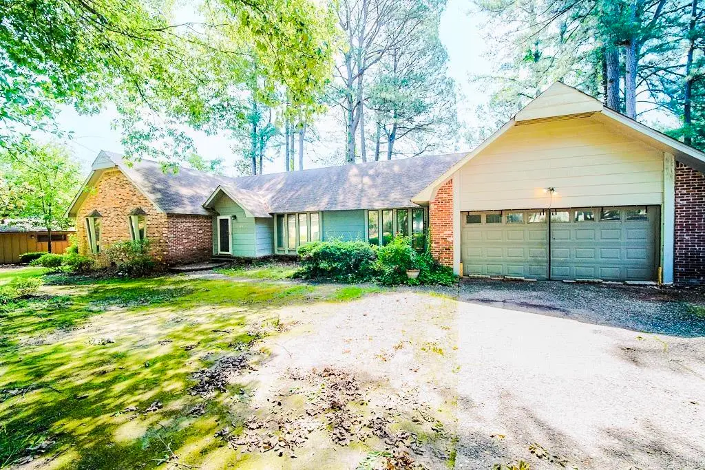 2810 W Gray Fox Ln, Jacksonville, AR 72076 - #1