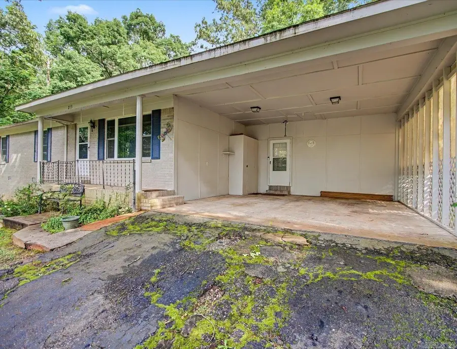 213 Curbstone Road, Hot Springs, AR 71913 - #2