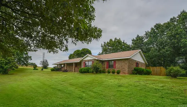 106 Ashton Place, De Queen, AR 71832