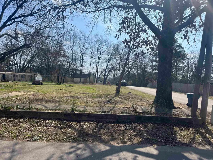 543 W Highland Street, Malvern, AR 72104 - #3