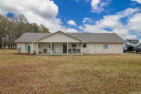 905 Graham Rd, Cabot, AR 72023