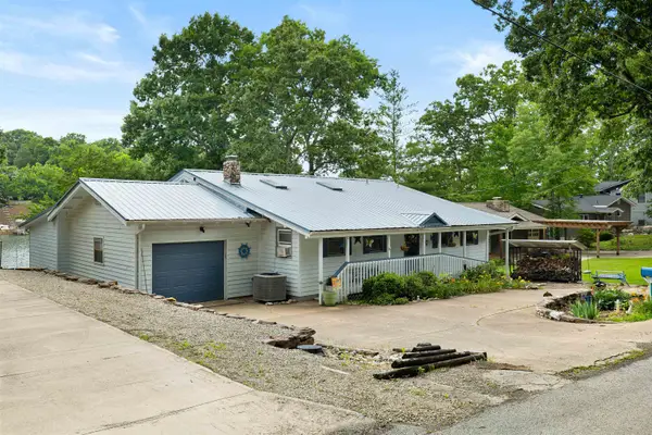 246 E Lakeshore Dr Drive, Cherokee Village, AR 72529