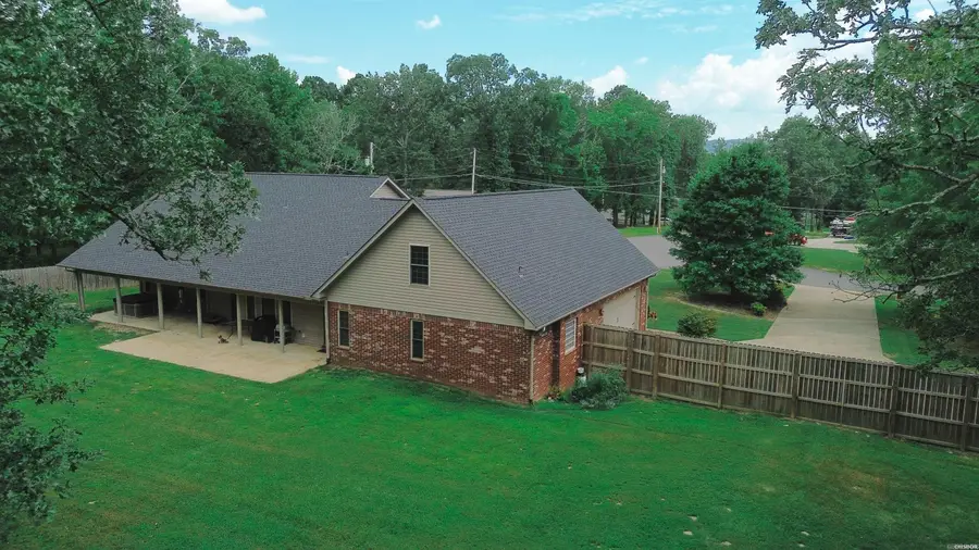 104 Parkway Square, Pearcy, AR 71964 - #3