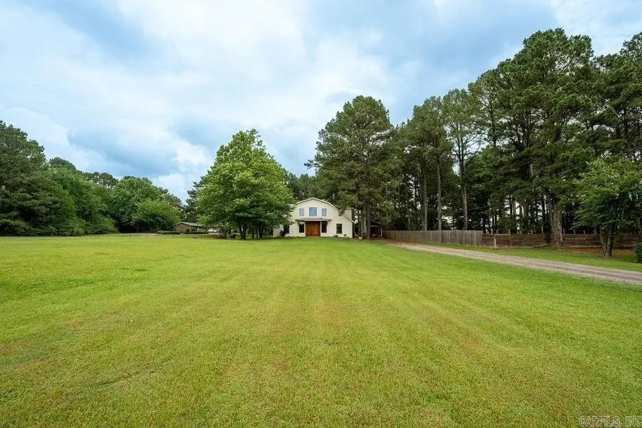 2300 E. Country Club Rd., Searcy, AR 72143 - #3