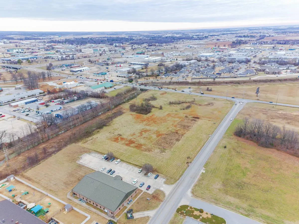 Lot 3 Caraway Village, Jonesboro, AR 72401 - #1