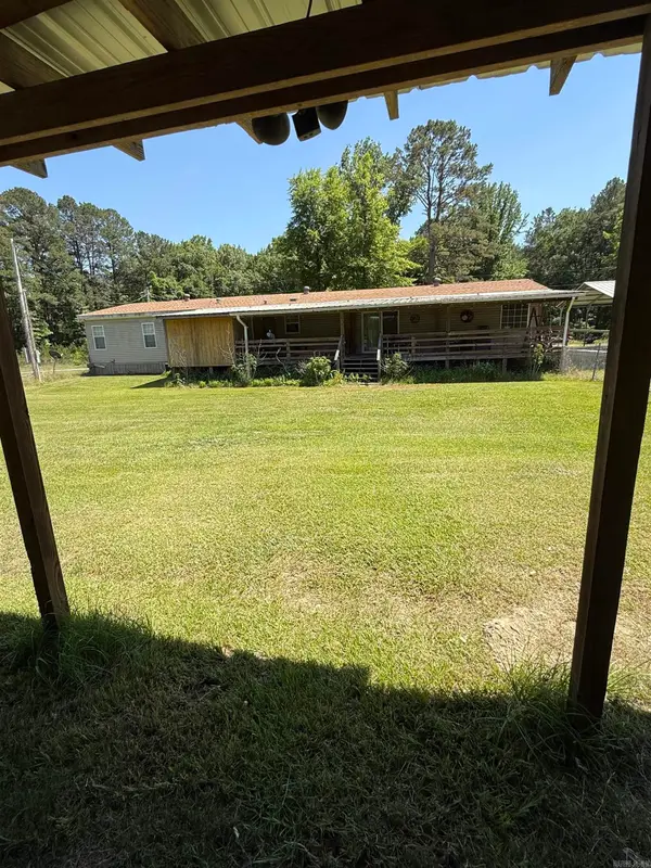3401 Ouachita 2 Road, Louann, AR 71751