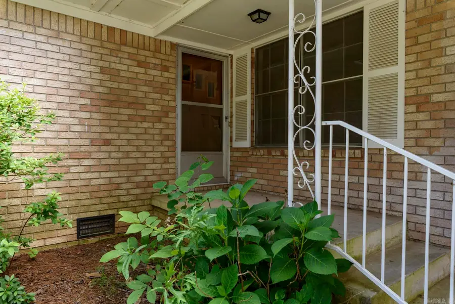 6 Dunfrettin Place, Sherwood, AR 72120 - #2